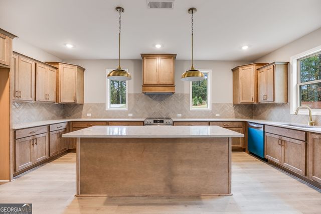 16 Liberty Station Drive, Bremen, GA 30110