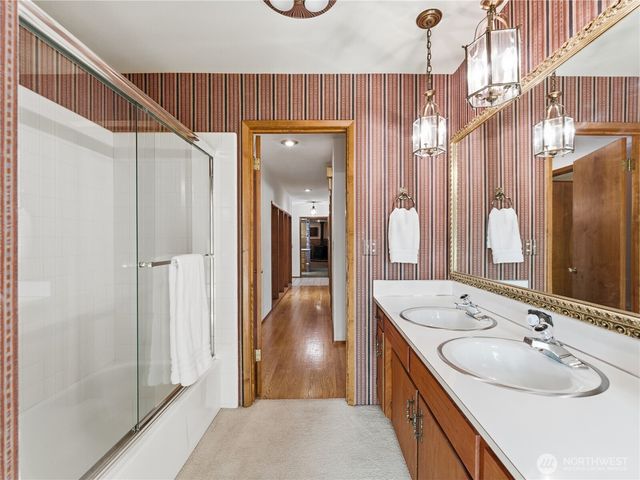 1319 First Street, Wenatchee, WA 98801