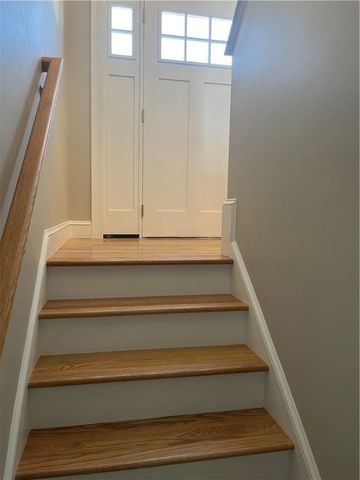 52 Jambray Avenue, Warwick, RI 02886