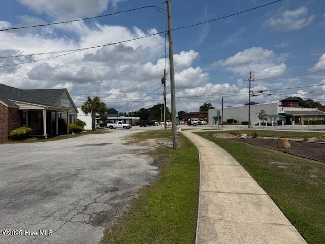 203 W Bayshore Boulevard, Jacksonville, NC 28540