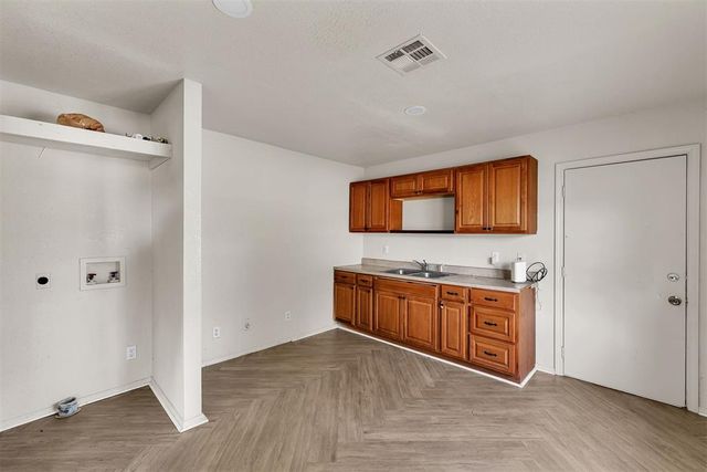 212 SE 27th Street, Oklahoma City, OK 73129