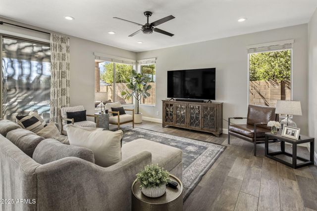 4715 E VIA MONTOYA Drive, Phoenix, AZ 85050