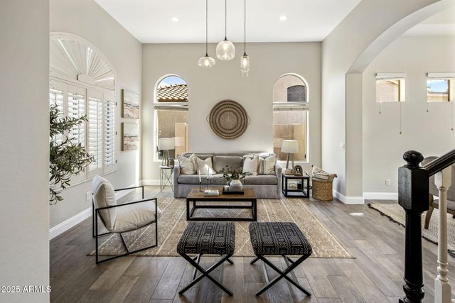 4715 E VIA MONTOYA Drive, Phoenix, AZ 85050