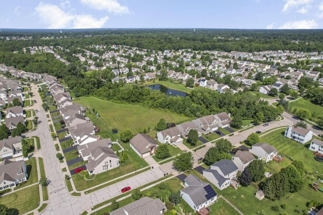 1129 Streamside Drive, Blacklick, OH 43004