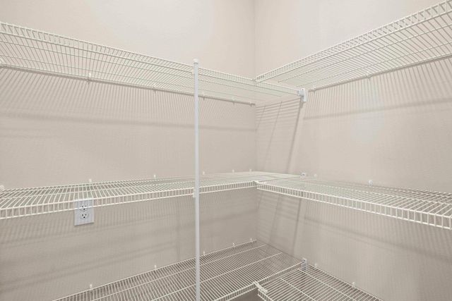 5905 W MORGANTOWN Ln, Spokane, WA 99208