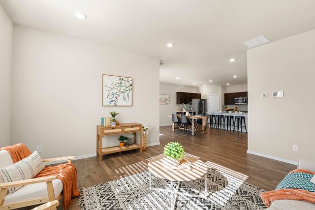 5905 W MORGANTOWN Ln, Spokane, WA 99208