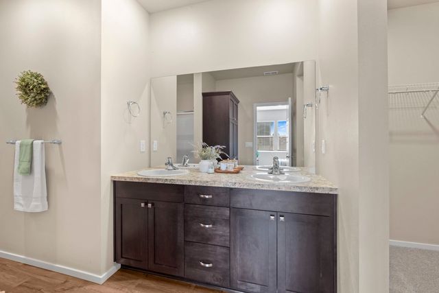 5905 W MORGANTOWN Ln, Spokane, WA 99208