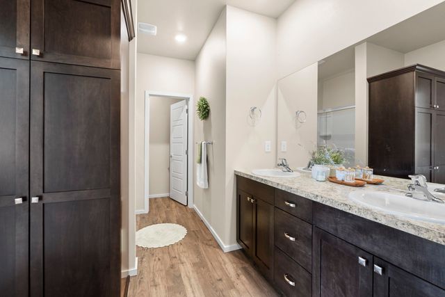 5905 W MORGANTOWN Ln, Spokane, WA 99208