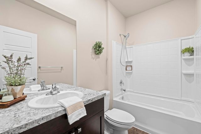 5905 W MORGANTOWN Ln, Spokane, WA 99208