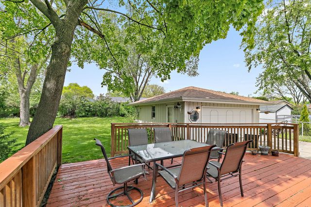 616 Grace Lane, Schaumburg, IL 60193