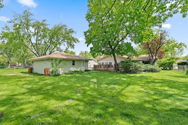 616 Grace Lane, Schaumburg, IL 60193