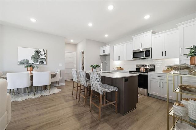 4713 Brentwood Avenue, Kansas City, MO 64136