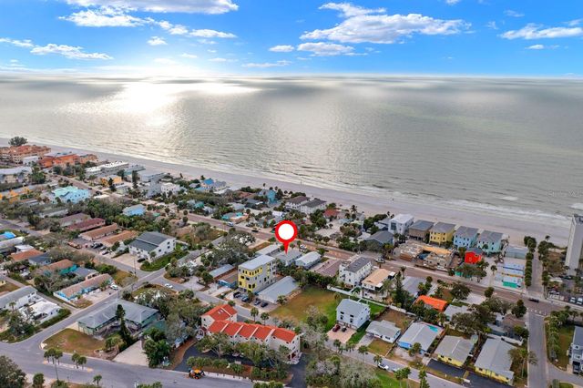 807 GULF BOULEVARD, Indian Rocks Beach, FL 33785