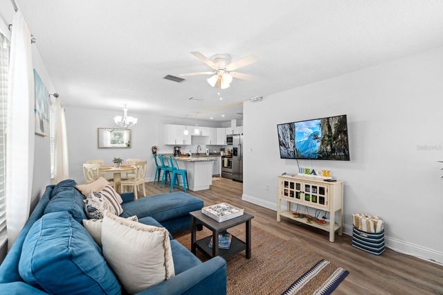 807 GULF BOULEVARD, Indian Rocks Beach, FL 33785