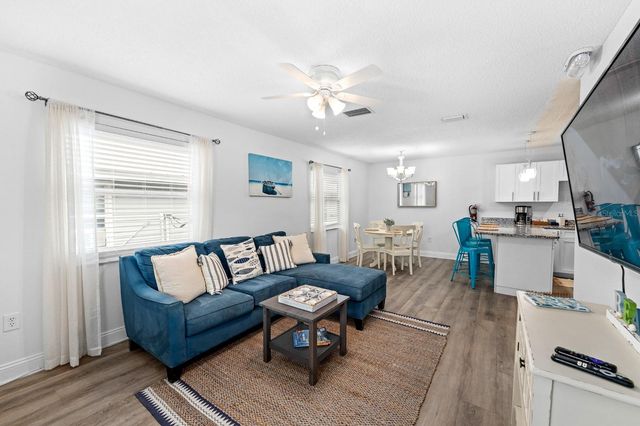 807 GULF BOULEVARD, Indian Rocks Beach, FL 33785