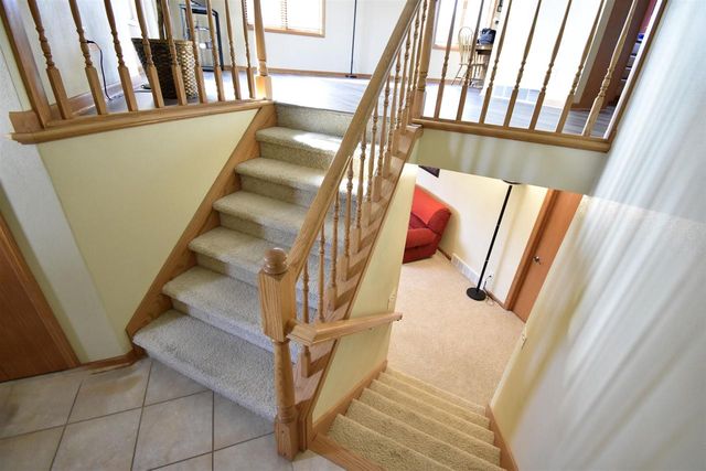 602 Stonehaven Drive, Sun Prairie, WI 53590