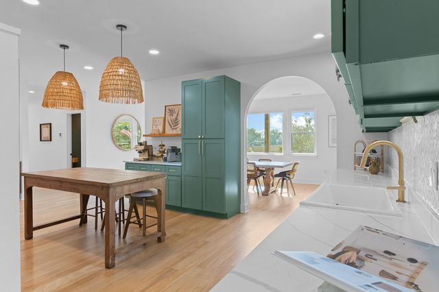 804 Sprague Street, Charleston, SC 29412