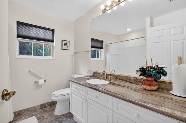 1723 STARLING DRIVE, Sarasota, FL 34231