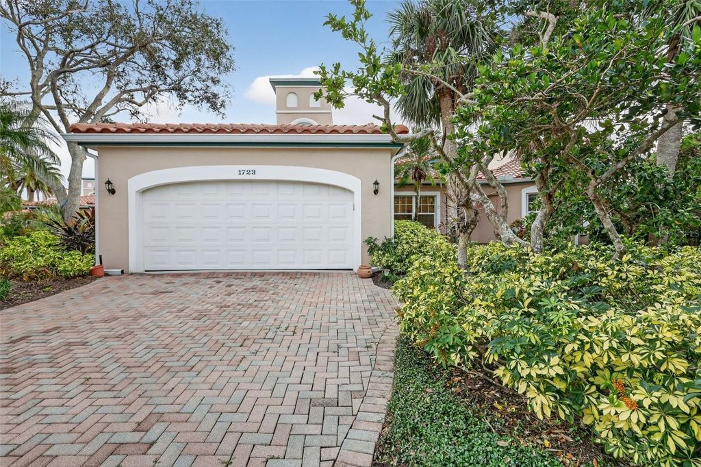 1723 STARLING DRIVE, Sarasota, FL 34231