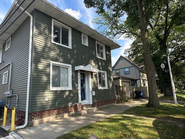 4311 N Claremont Avenue, Chicago, IL 60618
