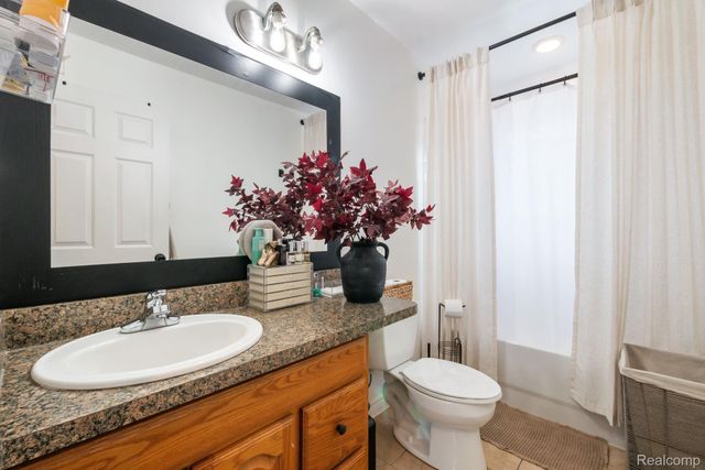 19036 Melvin Street, Roseville, MI 48066