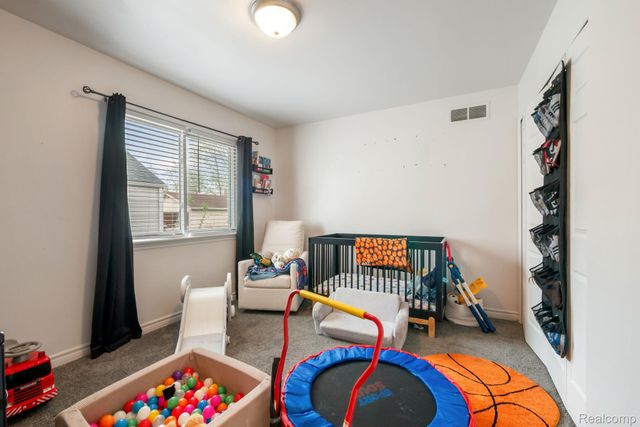 19036 Melvin Street, Roseville, MI 48066
