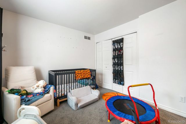 19036 Melvin Street, Roseville, MI 48066