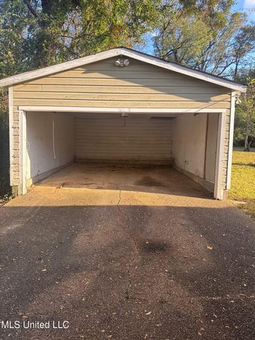 122 Glenmary Street, Jackson, MS 39203