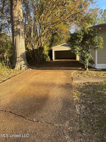 122 Glenmary Street, Jackson, MS 39203