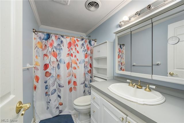 5785 Deborah Drive, North Ridgeville, OH 44039