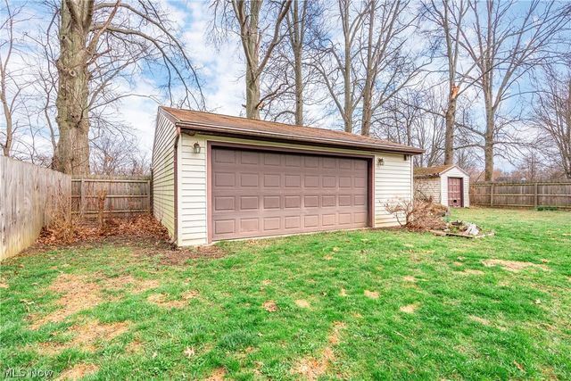 5785 Deborah Drive, North Ridgeville, OH 44039