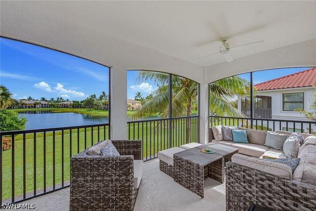 3153 Aviamar CIR 202, Naples, FL 34114
