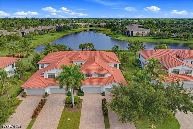 3153 Aviamar CIR 202, Naples, FL 34114