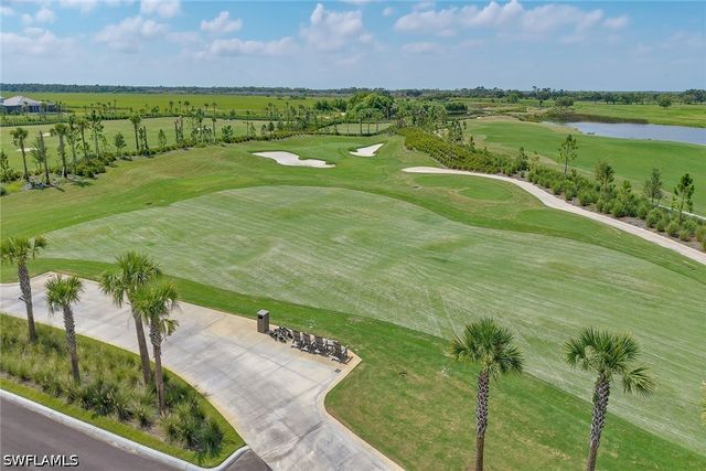 3153 Aviamar CIR 202, Naples, FL 34114