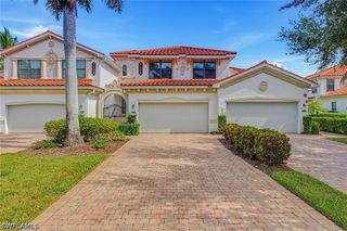 3153 Aviamar CIR 202, Naples, FL 34114