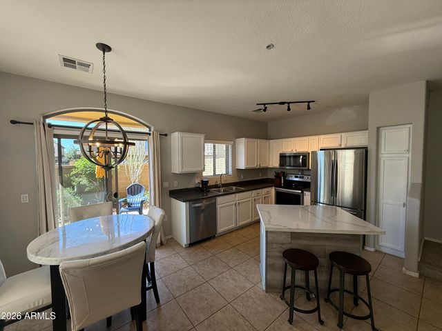 17150 N 23RD Street 102, Phoenix, AZ 85022