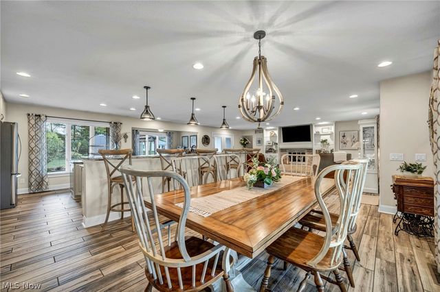 10815 Gate Post, Strongsville, OH 44149