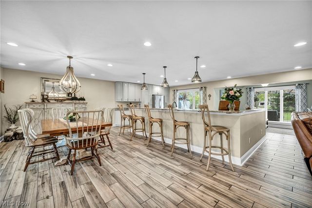 10815 Gate Post, Strongsville, OH 44149