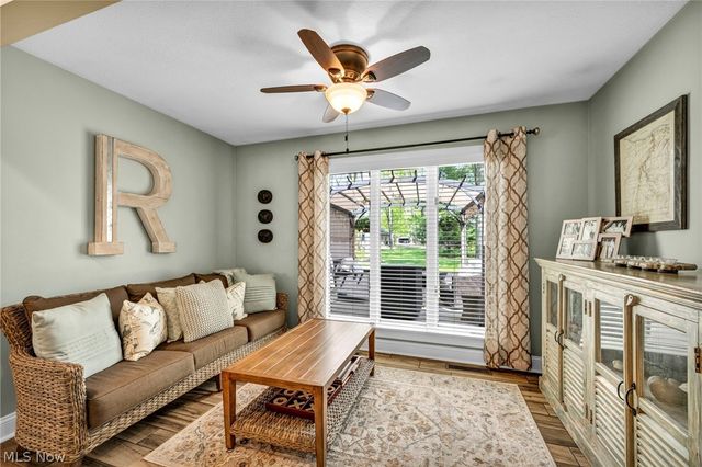 10815 Gate Post, Strongsville, OH 44149