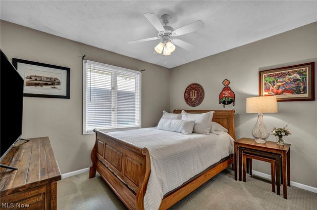 10815 Gate Post, Strongsville, OH 44149