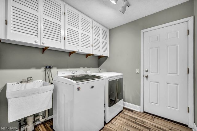 10815 Gate Post, Strongsville, OH 44149