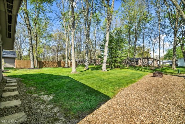 10815 Gate Post, Strongsville, OH 44149