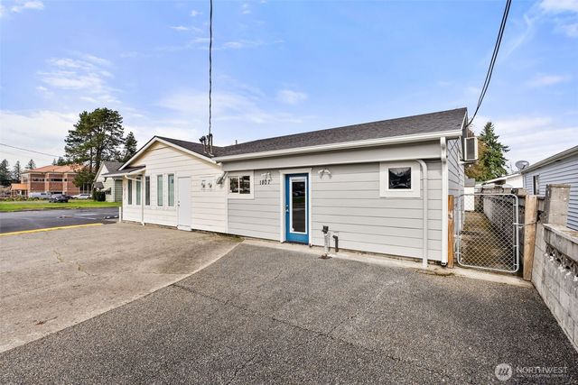 1805 Cooks Hill Road, Centralia, WA 98531