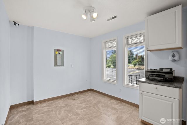 1805 Cooks Hill Road, Centralia, WA 98531