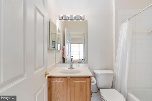 6 DAYTON CIR, Fredericksburg, VA 22406