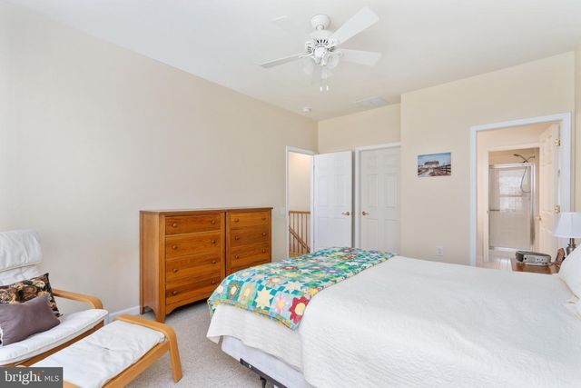 6 DAYTON CIR, Fredericksburg, VA 22406