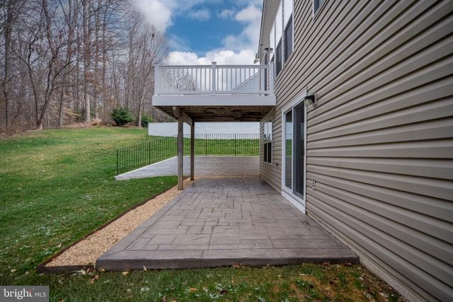 6 DAYTON CIR, Fredericksburg, VA 22406