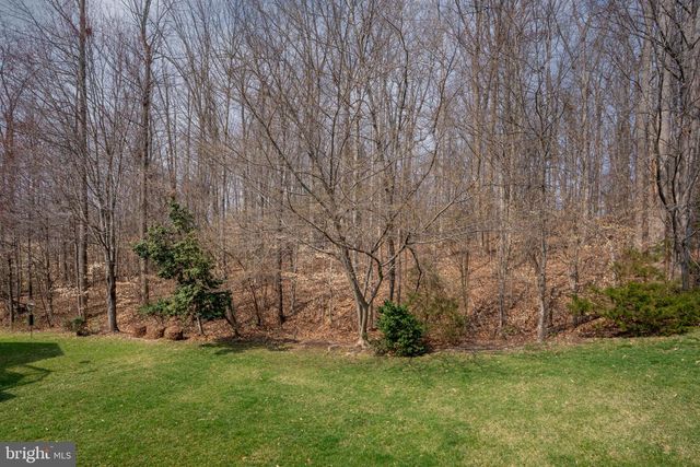 6 DAYTON CIR, Fredericksburg, VA 22406