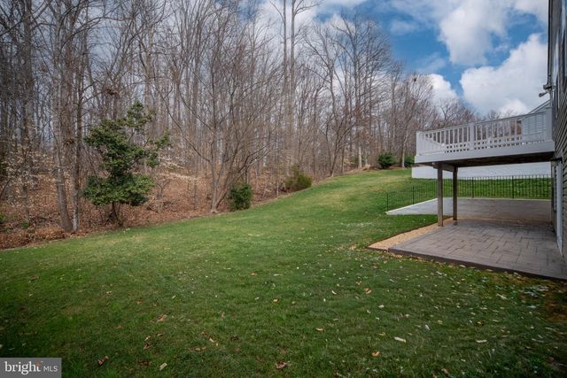 6 DAYTON CIR, Fredericksburg, VA 22406