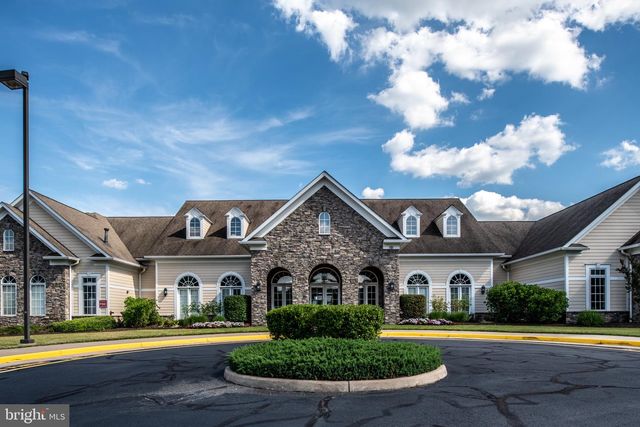 6 DAYTON CIR, Fredericksburg, VA 22406